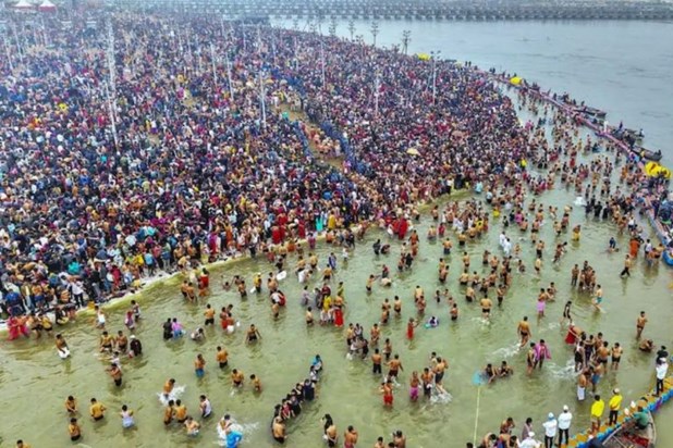Crowd of devotees for Amrit Snan in Prayagraj Maha Kumbh on Crowd of devotees for Amrit Snan in Prayagraj Maha Kumbh on