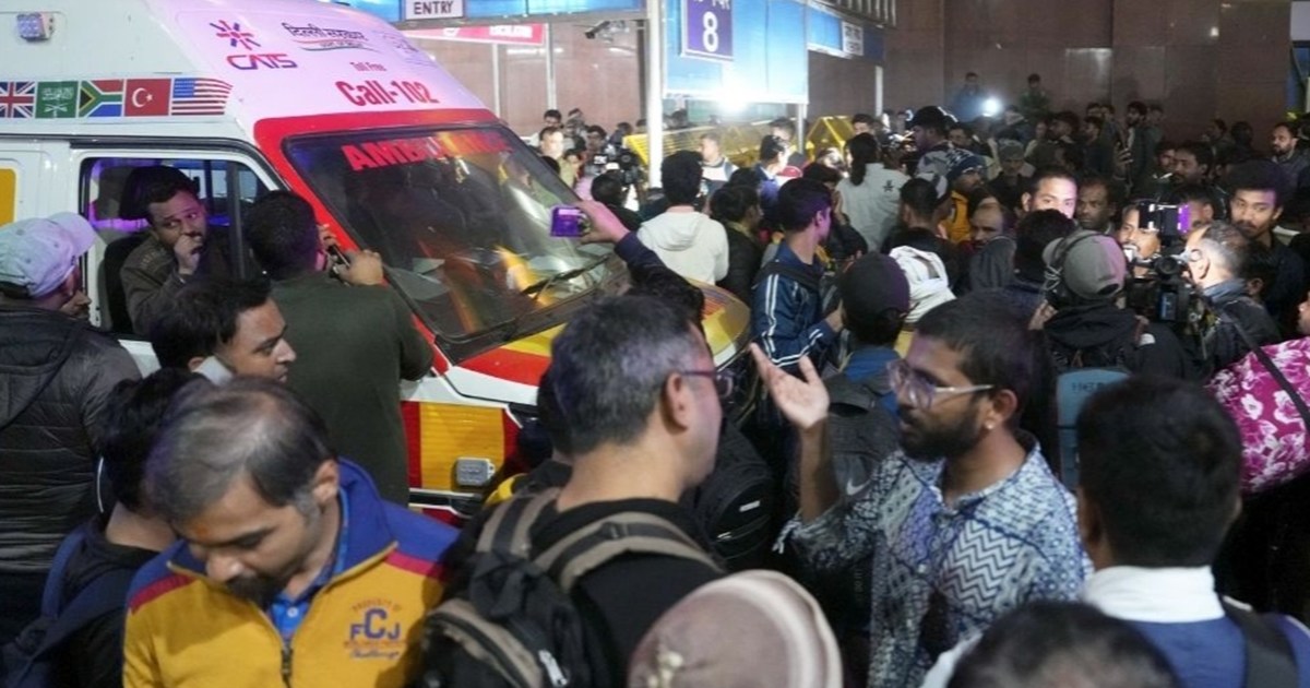 Stampede at New Delhi Railway Station, 18 dead so far