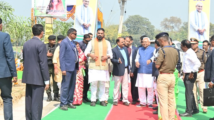Chief Minister's Pragati Yatra in Rohtas, Nitish Kumar gave Chief Minister's Pragati Yatra in Rohtas, Nitish Kumar gave