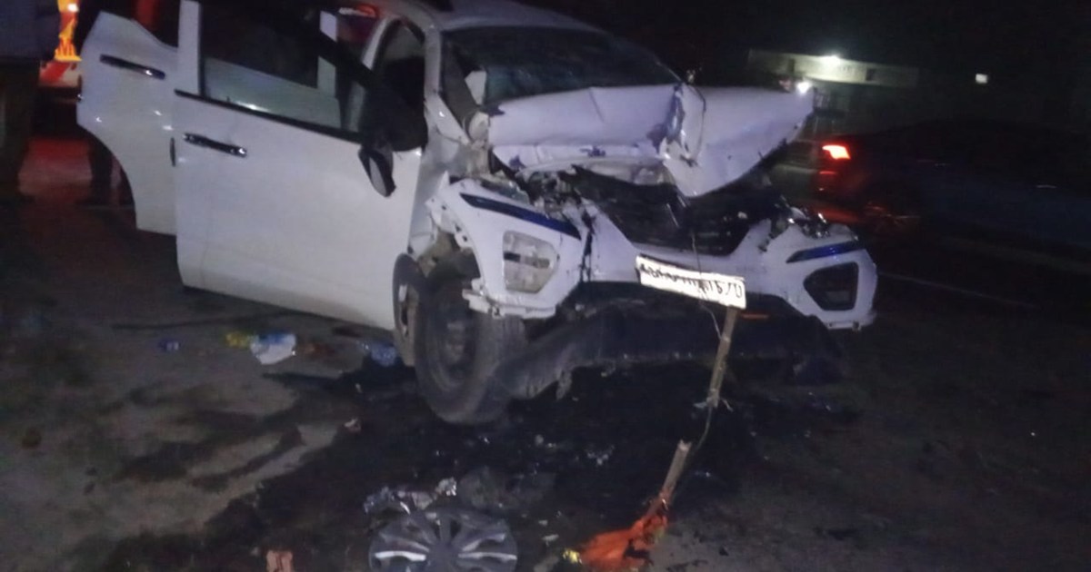 The car of the passengers returning from Prayagraj after tak