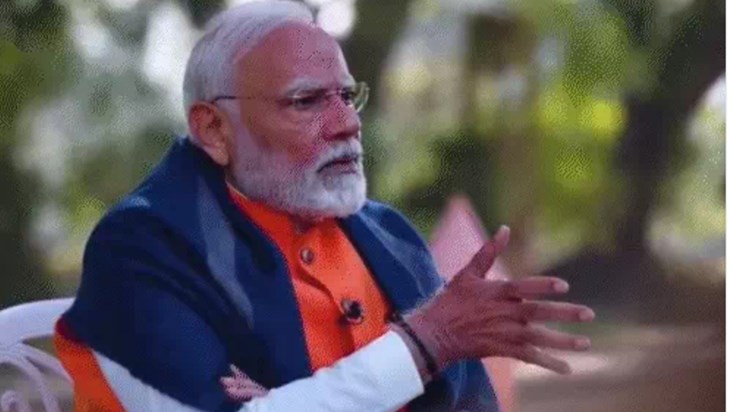 PM Modi seemed happy with the question of a student from Bih