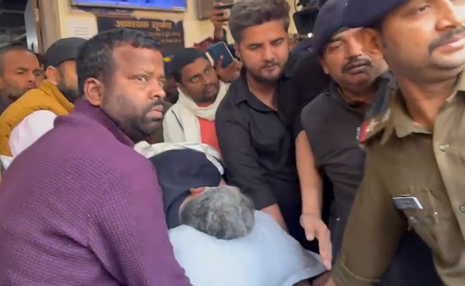 pappu yadav admitted in pmch