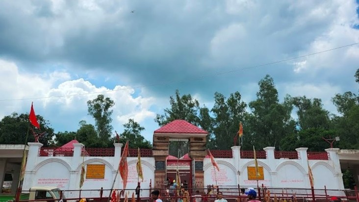 Thave mandir stealing