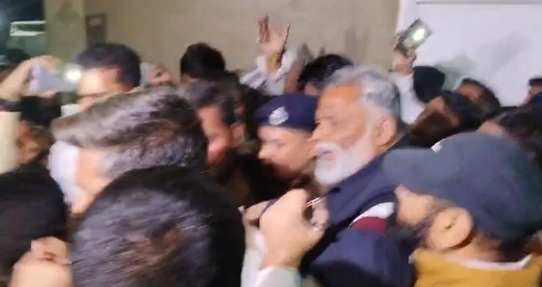 Pappu Yadav arrested 