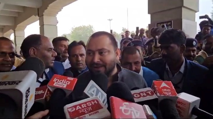 Deputy CM Tejashwi Yadav reached Gaya, will meet Buddhist re