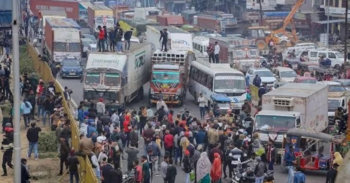 Reconciliation between government and transporters, strike w