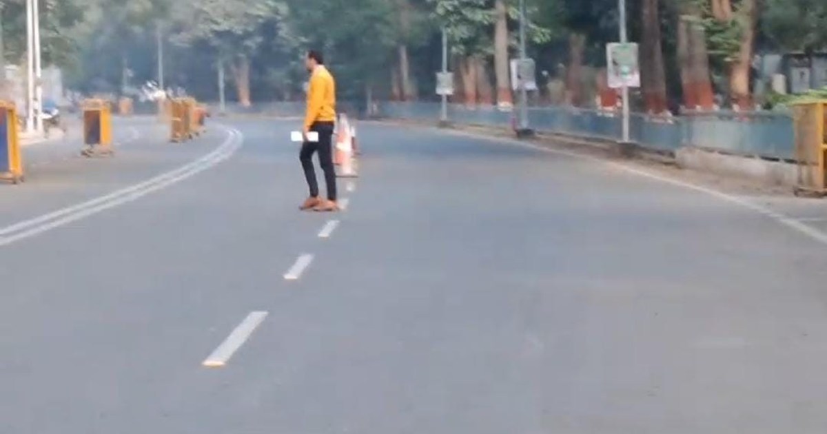 ED's grip on Lalu family, now ED team reaches Rabri residenc