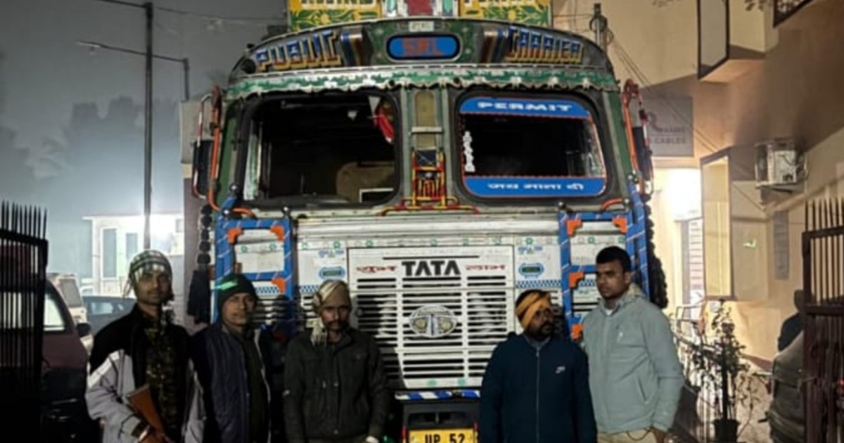 Large quantity of liquor recovered in Gopalganj, two arreste