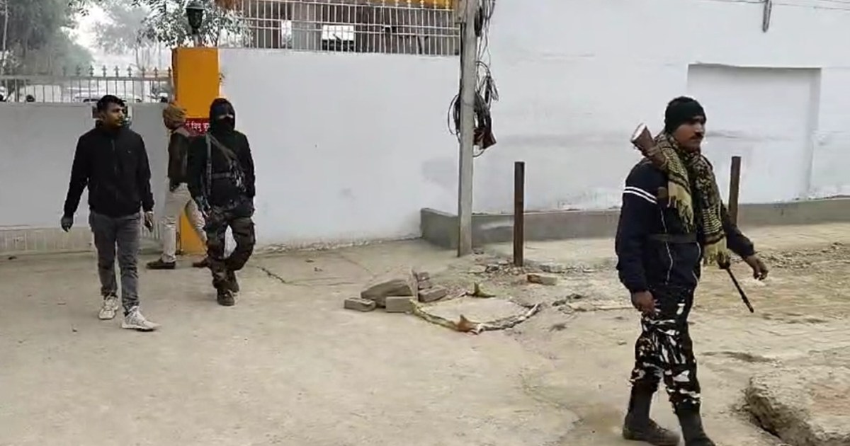 Raid on the premises of Beur Jail Superintendent in Patna