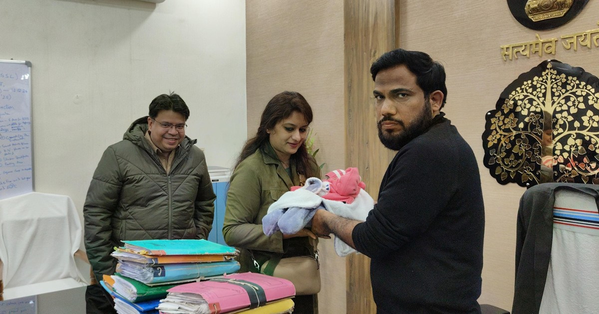 Rejected by family in Vaishali district, the girl was adopte