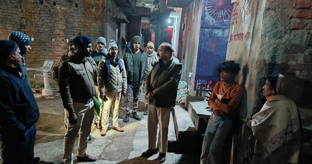 Three friends were partying in Gaya, when one of them took o