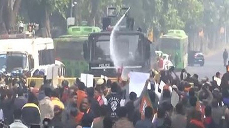 Purvanchal Samman march of BJP workers to Kejriwal's house, 