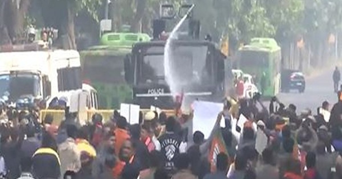 Purvanchal Samman march of BJP workers to Kejriwal's house, 