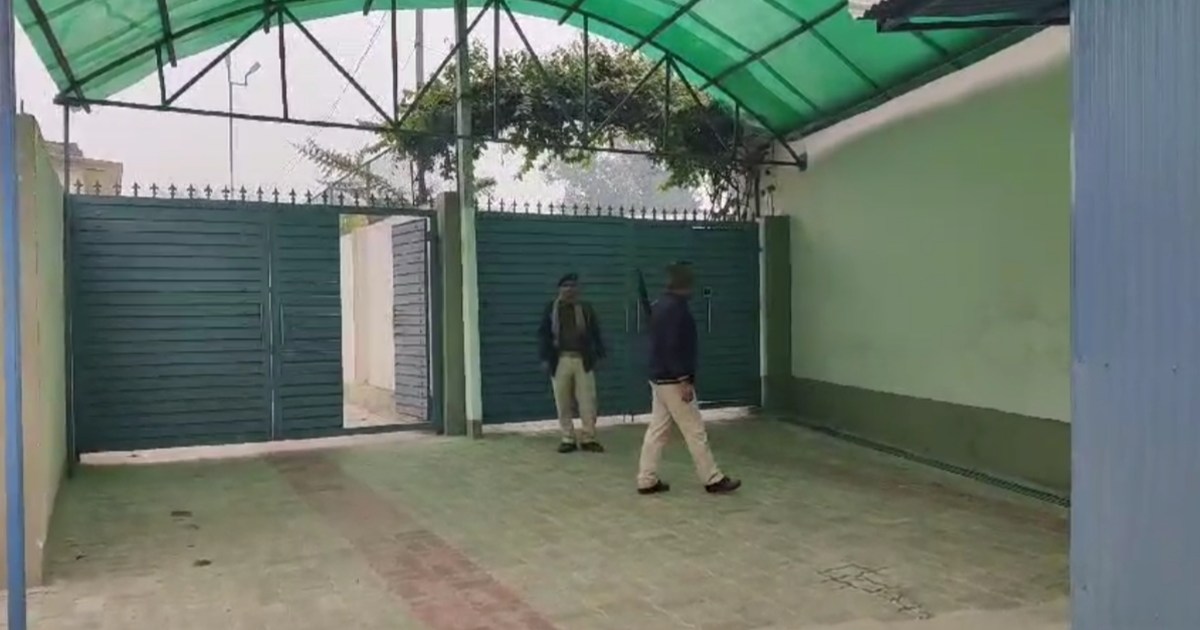 EOU raids at the locations of Prashant Kishor's close aide N