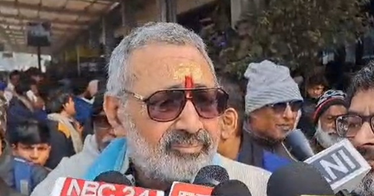 Kendiry mntri giriraj singh ka lalu yadv or nitish kumar par