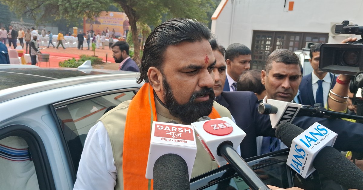 Dycm samrat chaudhri ka byan