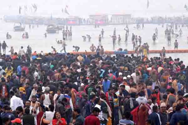 BREAKING: Stampede in Prayagraj Maha Kumbh, more than 15 dea BREAKING: Stampede in Prayagraj Maha Kumbh, more than 15 dea