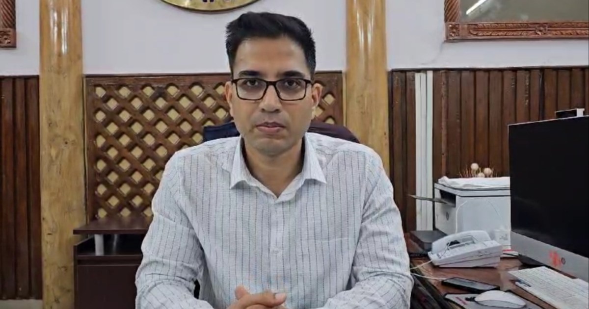 East Champaran DM Saurabh Jorwal will be honored by the Pres