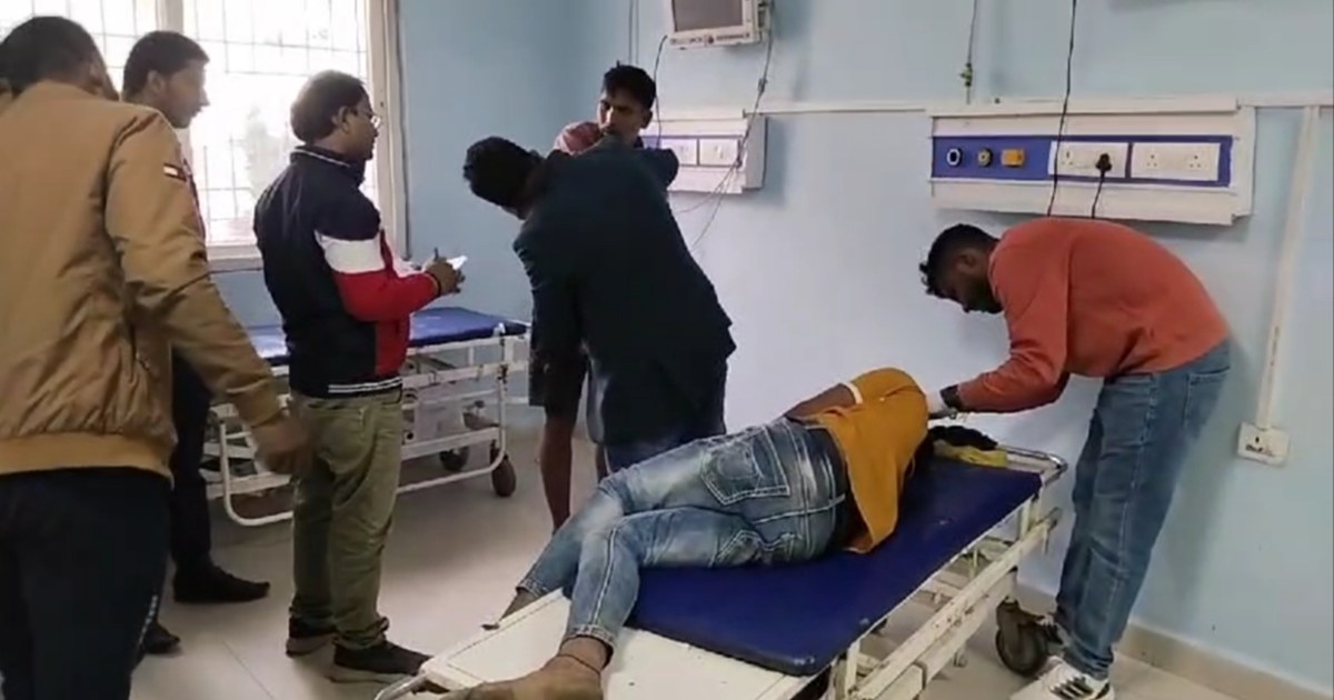 Fight and firing during cricket match in Bhojpur, many injur