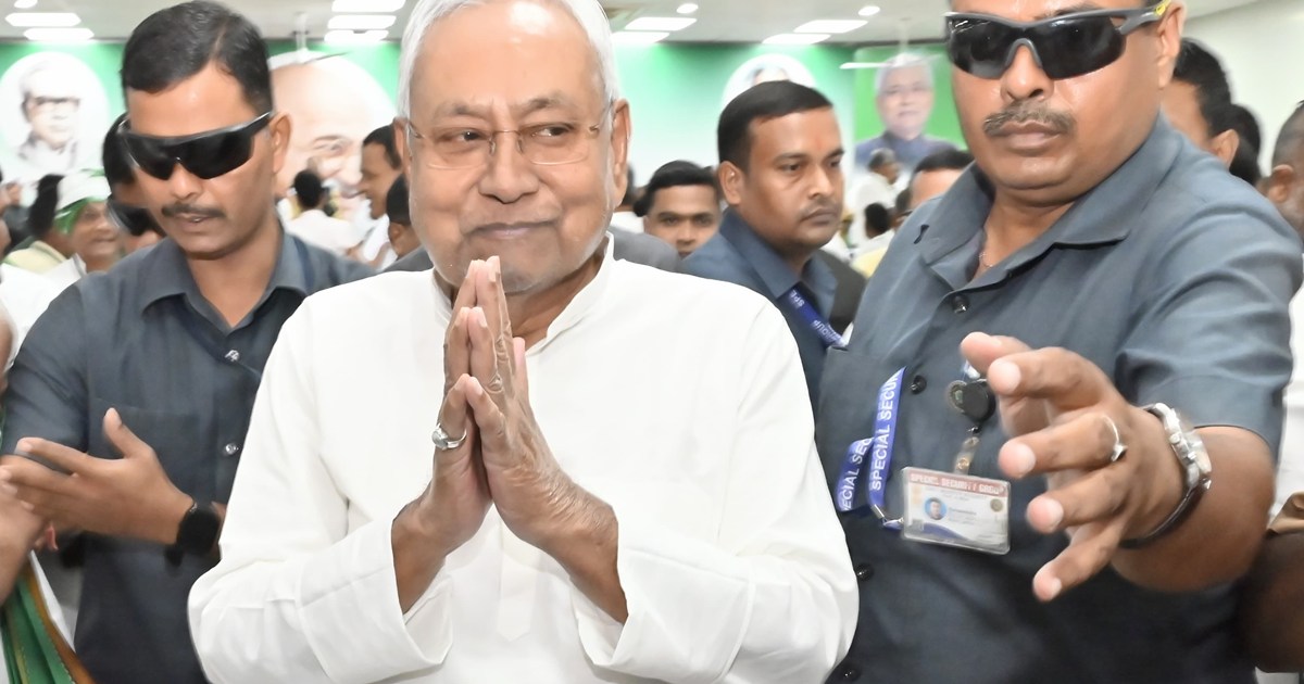 Nitish government transferred and posted 6 IPS officers