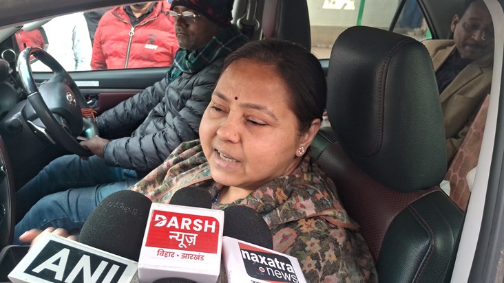 Tejsvwi yadv ko nitish kumar ne sathapit kiya hai,misa bhart