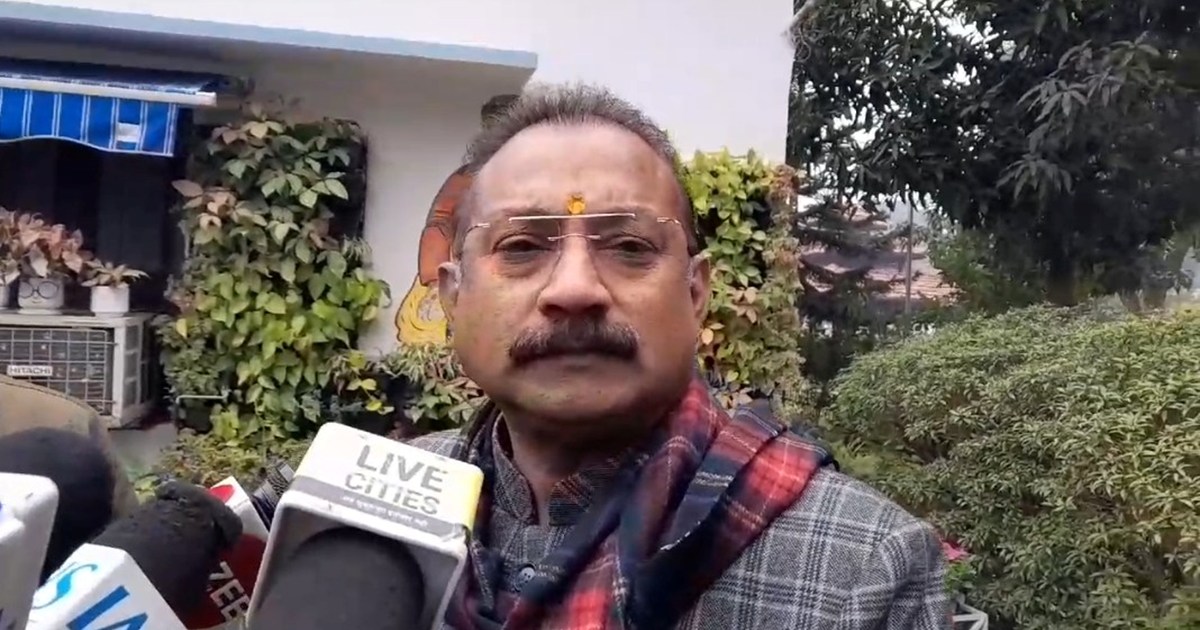 Mntri ashok chaudhri ka tejasvi yadv pr bda byan