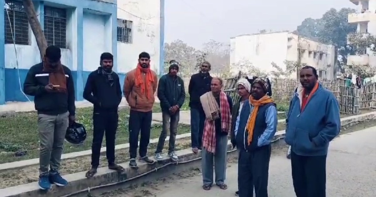 The body of a watchman missing for a week was found in Khaga