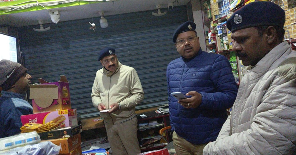 Bombing and firing in Araria after protesting against robber