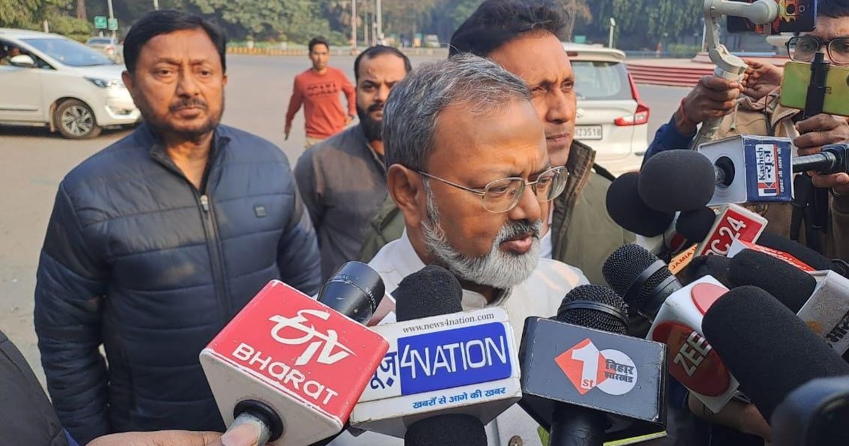 The Governor met the BPSC candidates and asked them to reque