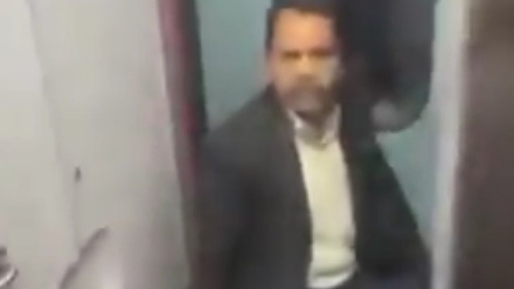 TTE suspended for beating a passenger with a belt in Amrapal