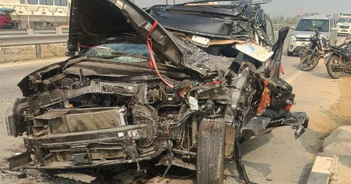 A family was going to Rajgir for a picnic in a new Creta car