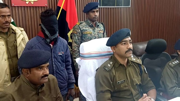 mahila aur 3 bacche ki htya mamle ka udbhedan