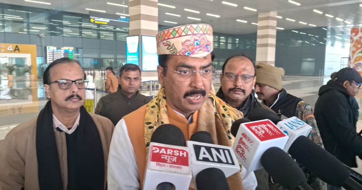 Sanjay Saraogi said: Lalu Yadav is running a criminal indict