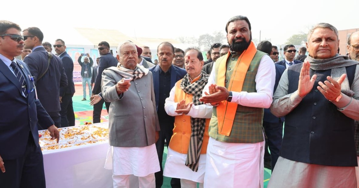 On the very first day of his 16th trip, the CM made several 