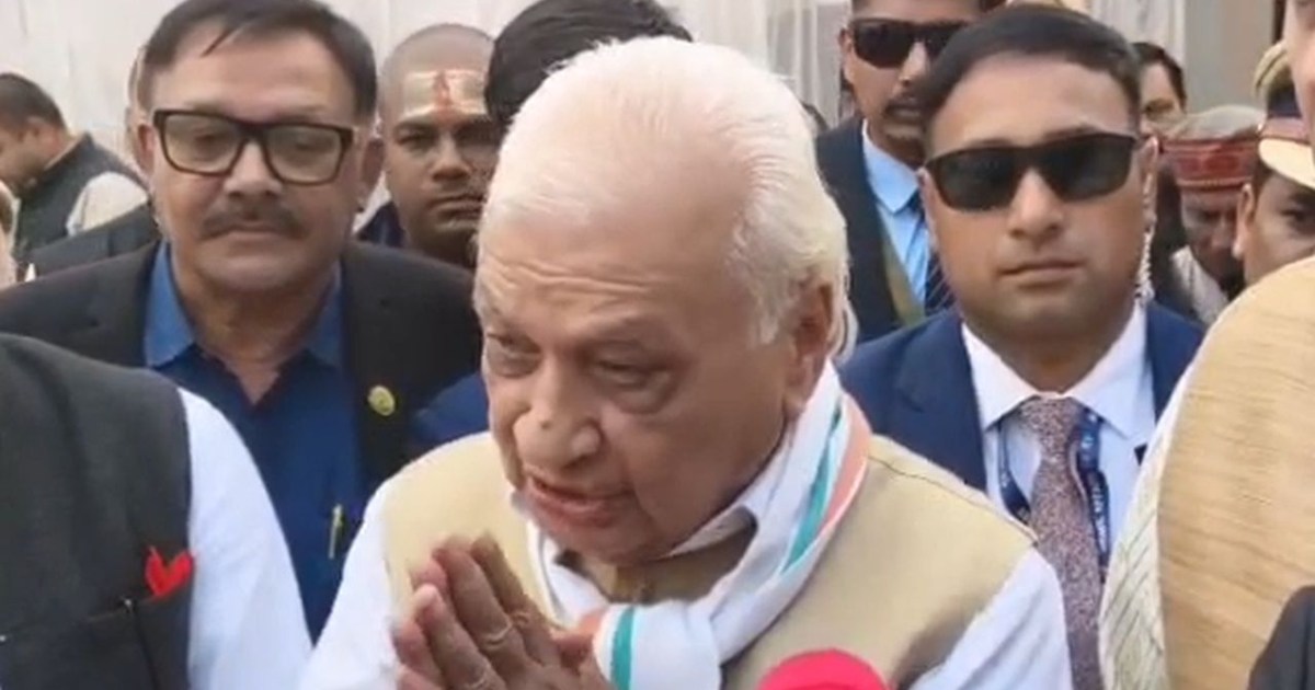 darbhanga rajgharane me maharani ko shradhanjali dene pahuch