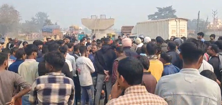 danapur me truck hadse me masum ki maut 