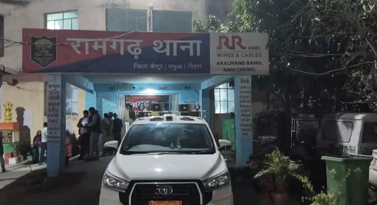 EVE TEASING DURING VISARJAN