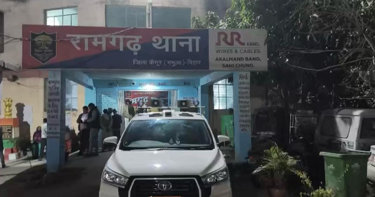 EVE TEASING DURING VISARJAN