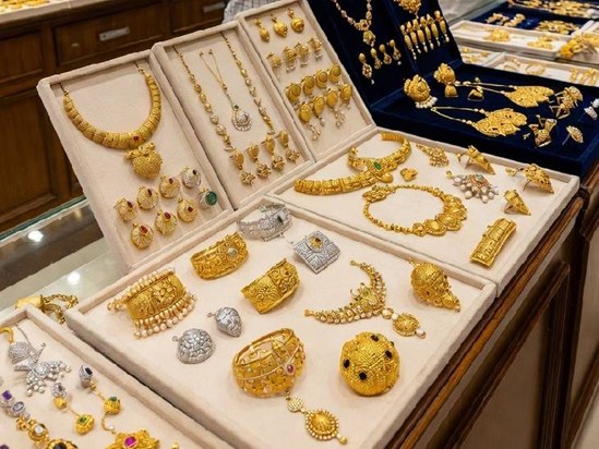 Gold and silver become cheaper after rising, prices fall sha