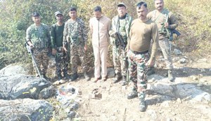 Gaya police achieve major success in anti-Naxal operation.