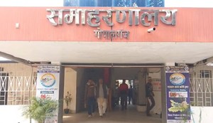 patrakaar par jaanleva hamla, apradhiyon ne bich raste ghera aur lohe ke rode se itna maara ki......padhiye puri khabar 