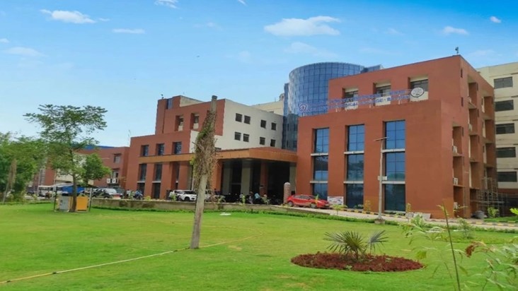 betiya ka asptal bana akhada