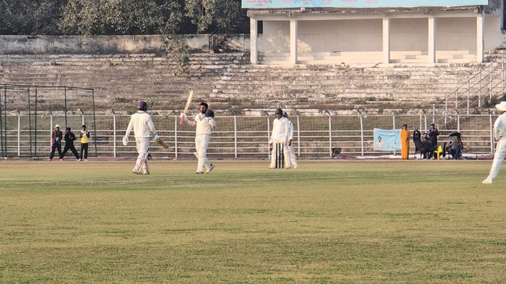 ranji final me bihar scored 328