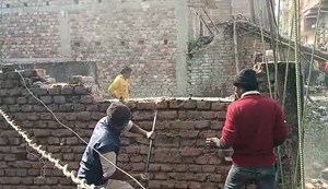 JCB did not arrive, encroachment removal campaign was carried out relying on laborers