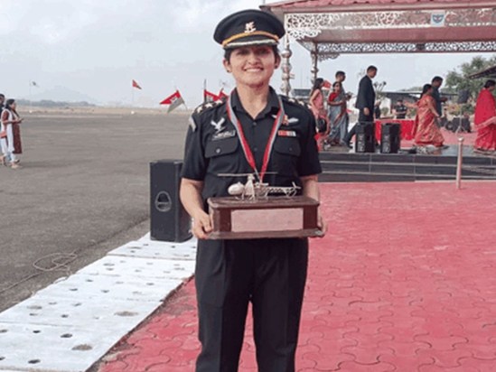 hansja sharma bani rudra helicopter udane wali pehli mahila