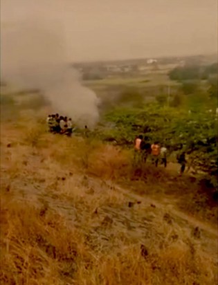 plane crash in maharashtra