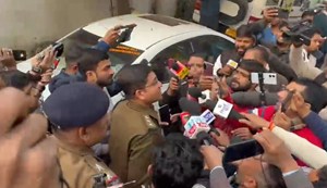 neet student case me sit pahunchi hospital