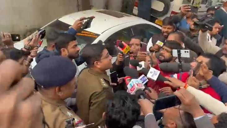 neet student case me sit pahunchi hospital