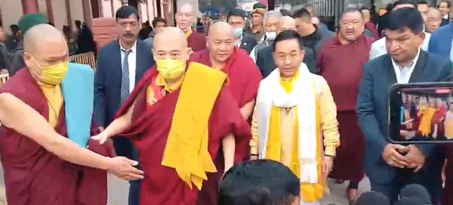 Sikkim CM arrives in Bodh Gaya with cabinet ministers.