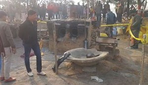 In the cold, the mile tape took his life, the farmer died a painful death.